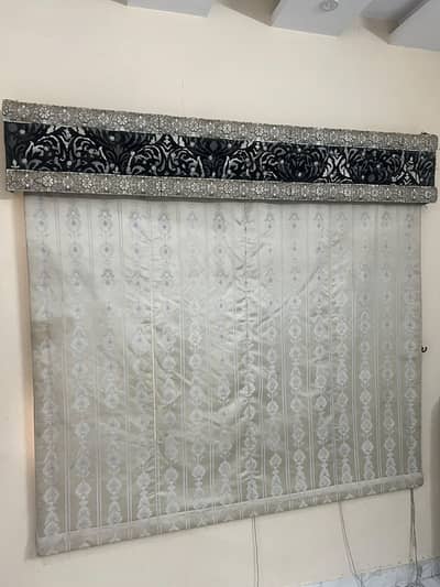 Roller blinds curtain