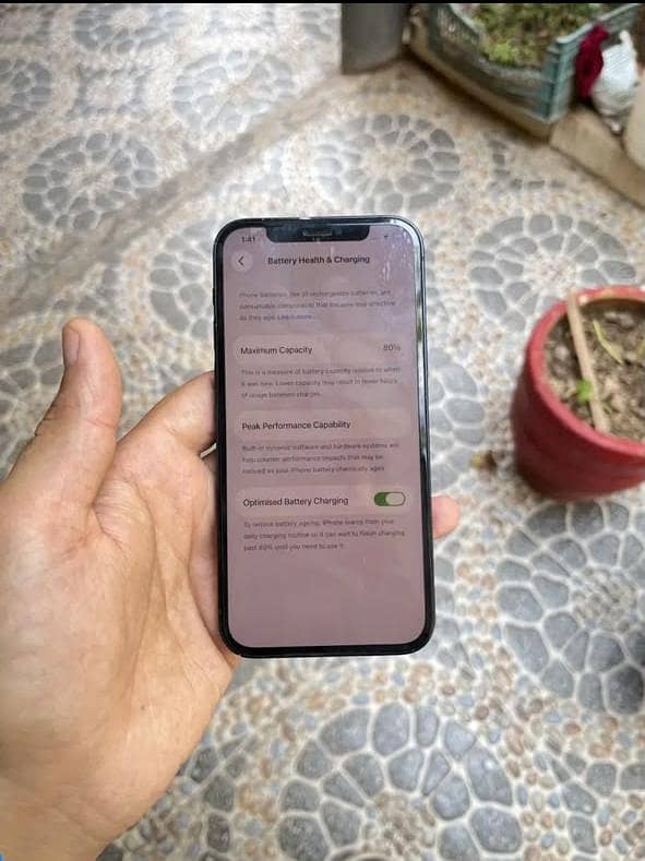 Apple iPhone 12 0