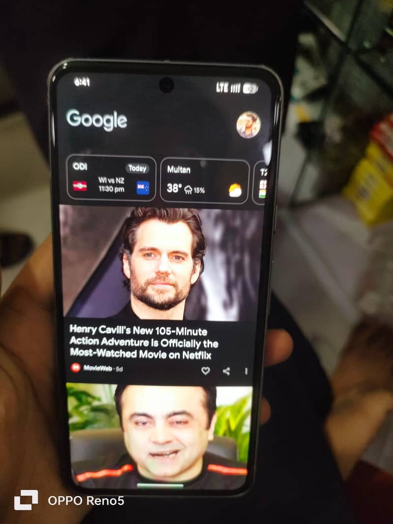 Google Pixel 8 6