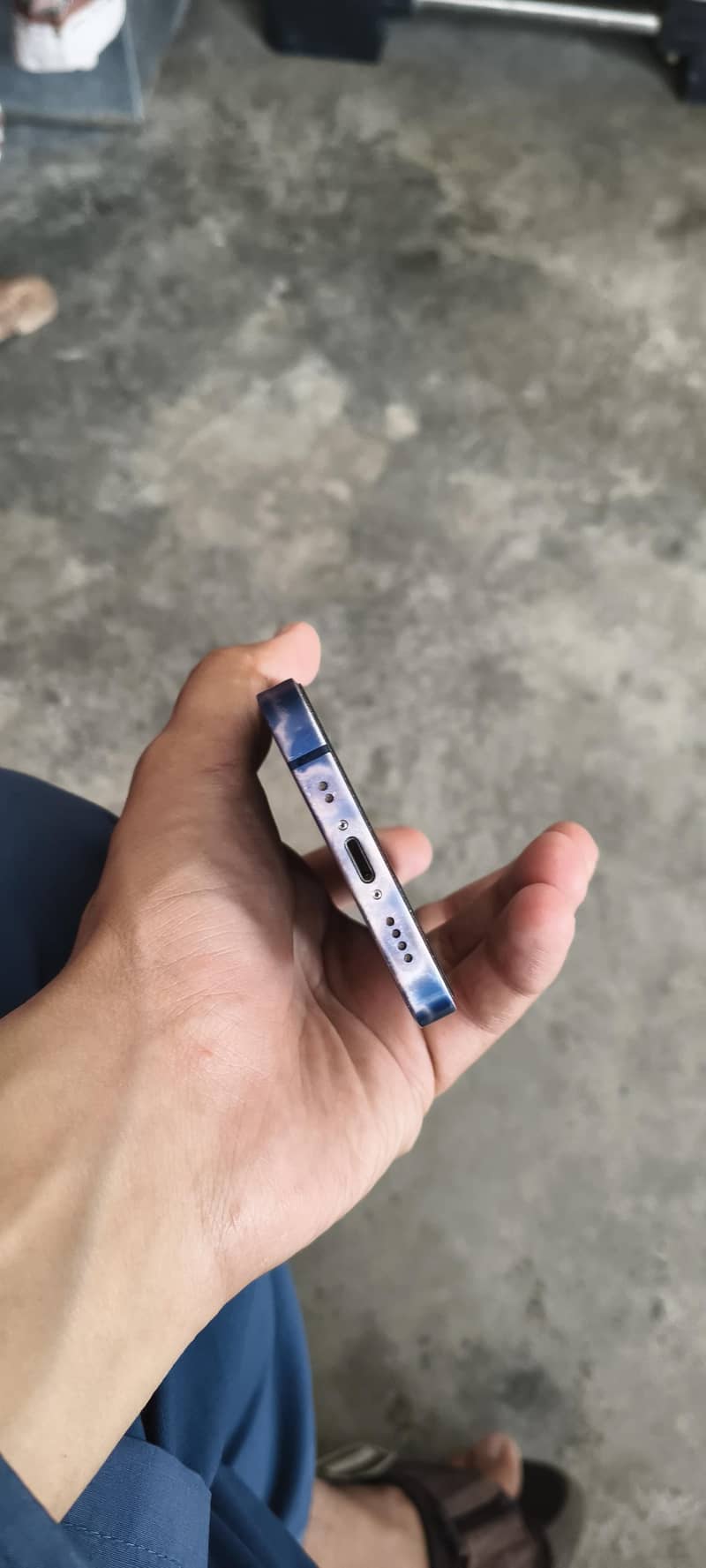 Apple iPhone 12 mini 4
