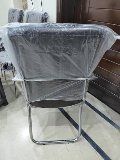 Office Chairs with Center Table Set