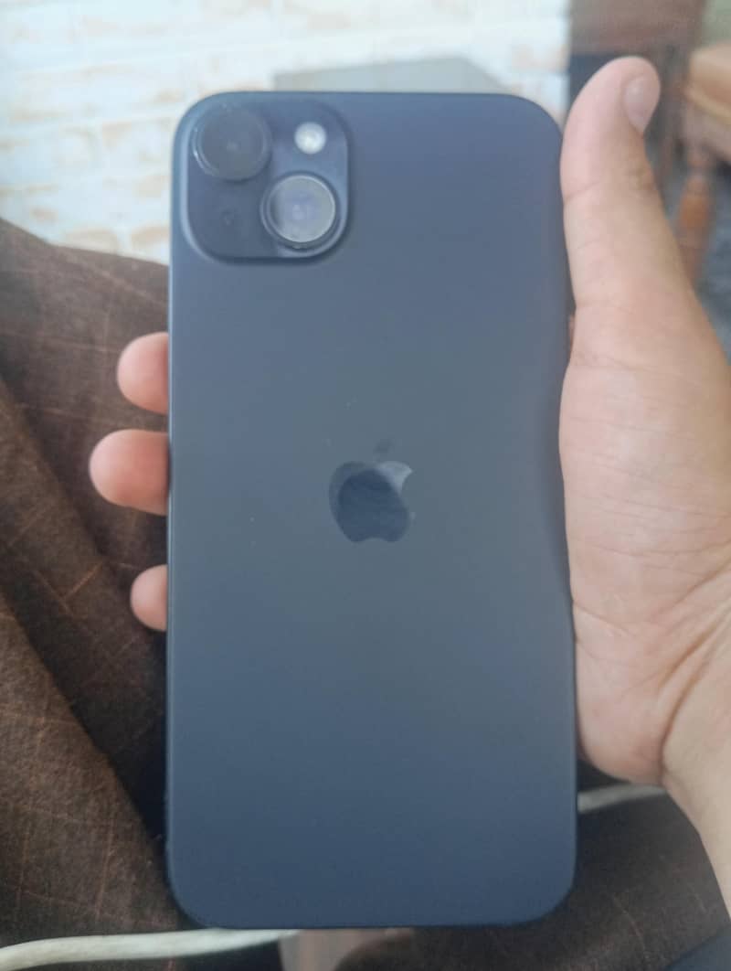 Apple iPhone 15 plus 2