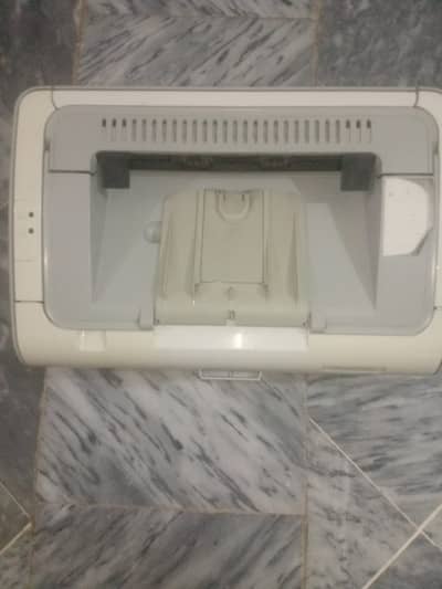 HP  Leaser Jet P1102 Almost New Printer