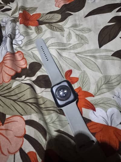 Apple watch series 7 44mm GPS 32gb