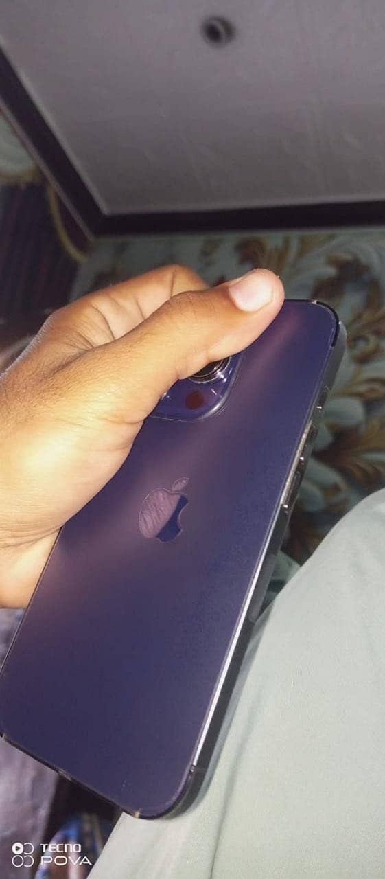 iPhone 14pro 4