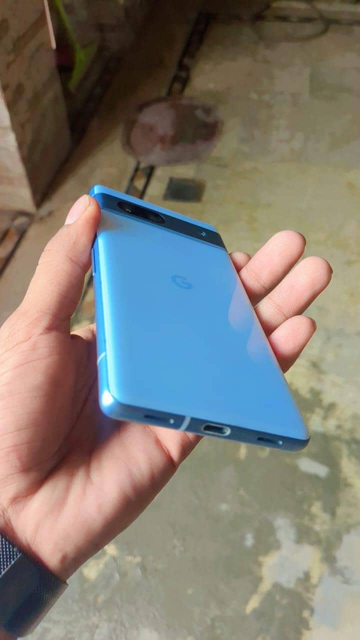 Google Pixel 7a 5