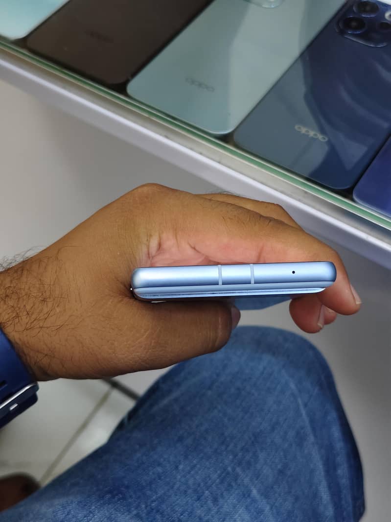 Google Pixel 7a 4
