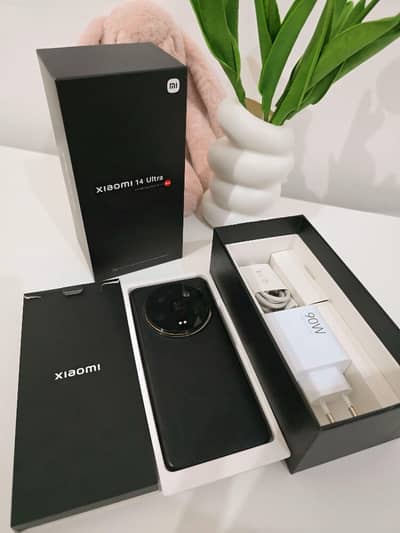 Xiaomi 14 Ultra | 16GB - 512GB | Official PTA Approved |
