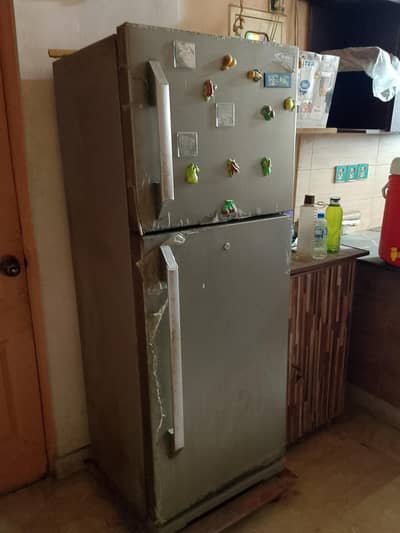 I'm selling my waves refrigerator freezer and fridge