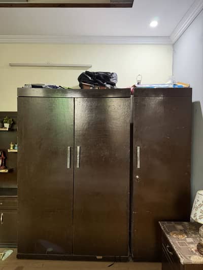Wardrobe/Cupboard