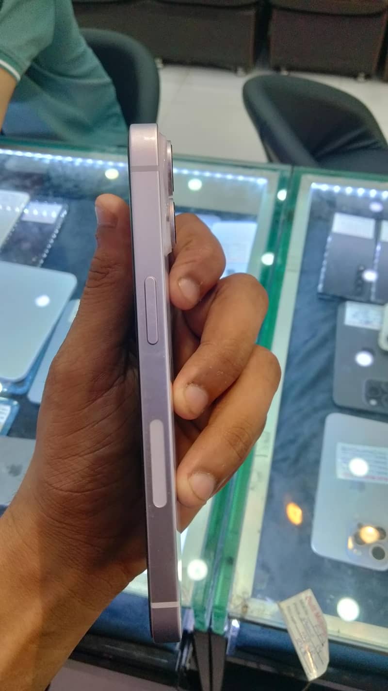 Apple iPhone 14 1