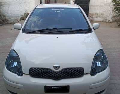 (Untouched B2B) Toyota Vitz 1.0CC FL full option 4/7