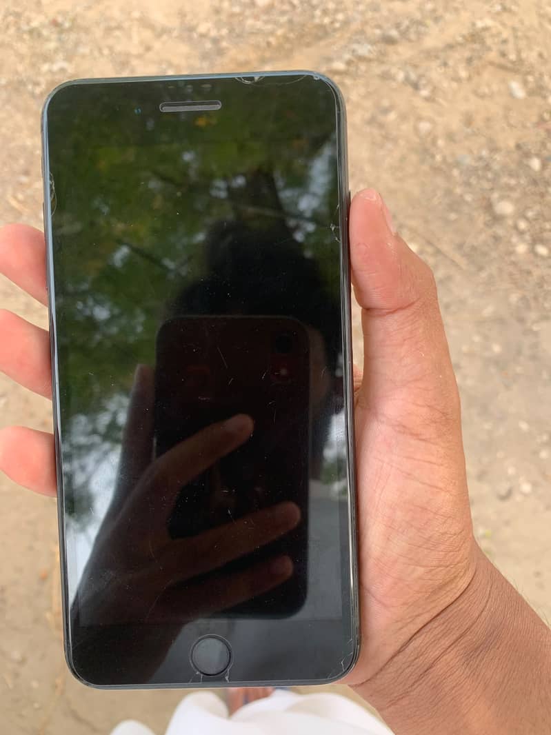 Apple iPhone 7 Plus 4