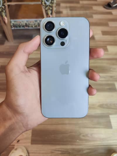 Apple iPhone 15 Pro