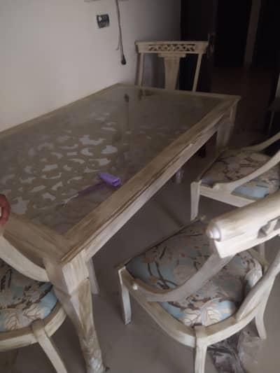 dinning table wooden