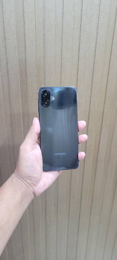 Samsung Mobile A07 4GB /128GB with complete box.