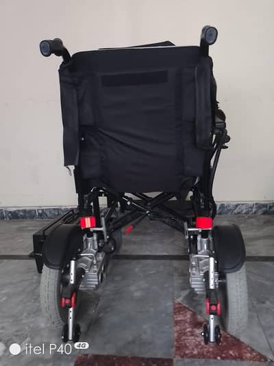 Electric wheelchair