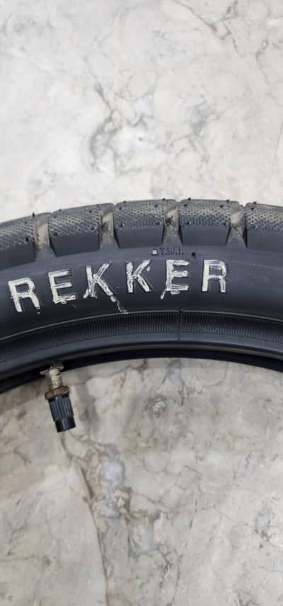 suzuki gr150 stock tyre