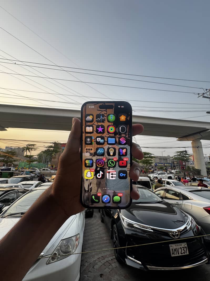 Apple iPhone 14 Pro 0