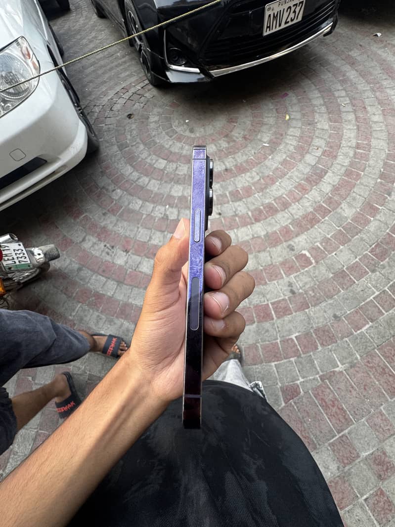 Apple iPhone 14 Pro 3