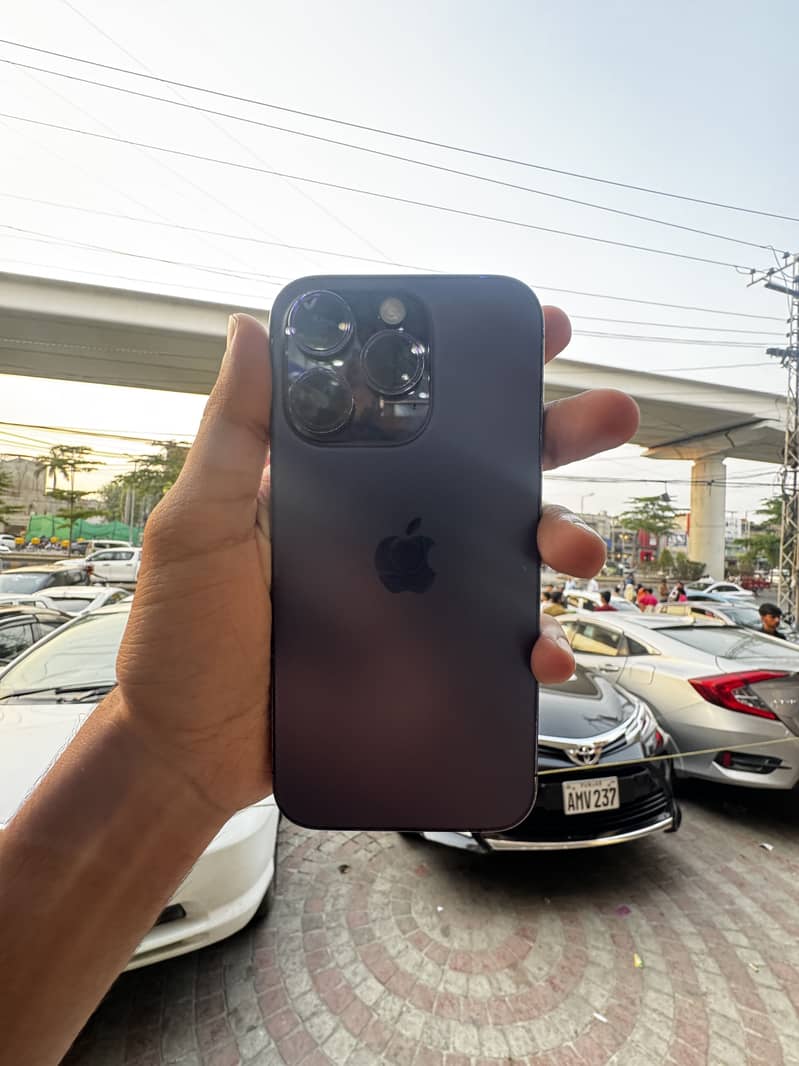 Apple iPhone 14 Pro 8