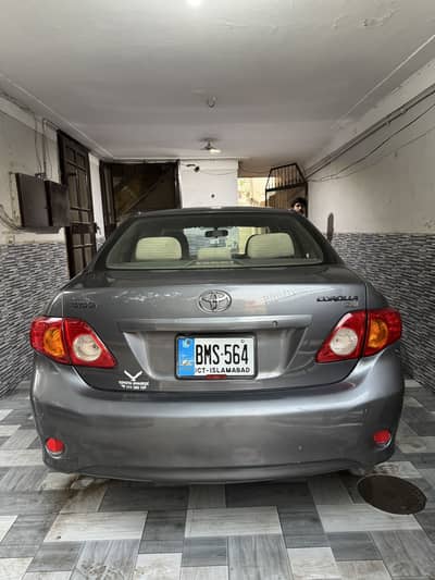 Toyota Corolla GLI 2011
