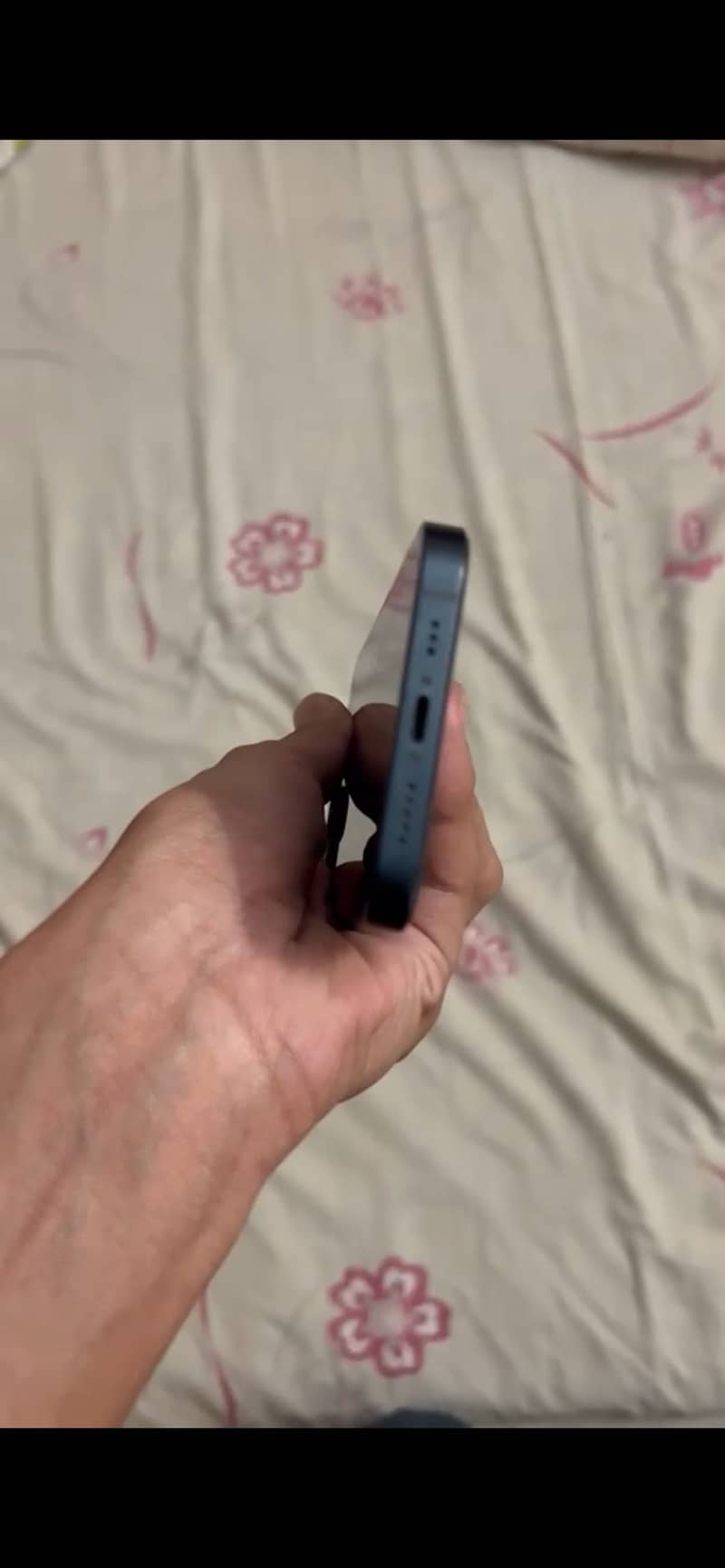 Apple iPhone 13 5
