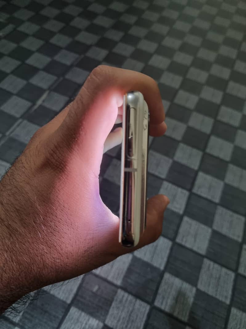 Google Pixel 8 Pro 2