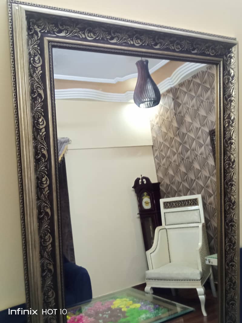 Mirror 0
