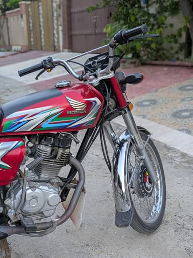 Honda 125 22/23 model