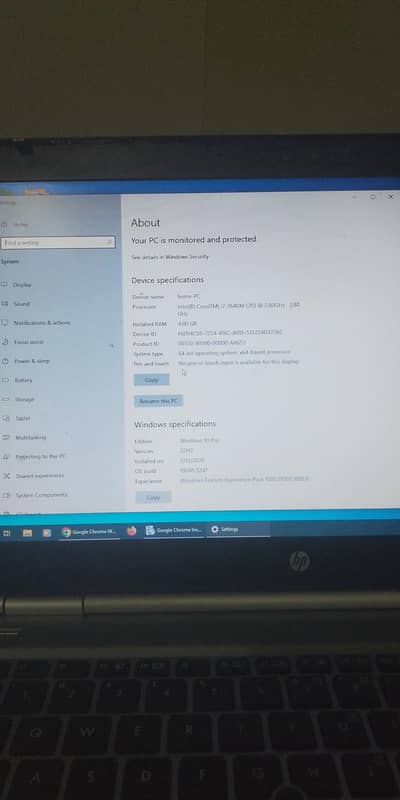 HP i7 -- 4gb ,250gb