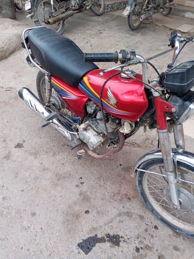 Honda CG125  model 2012