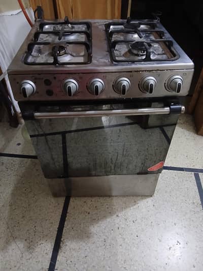 Midea gas cooking range also electric and LPG