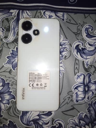 Infinix Hot 30 Play