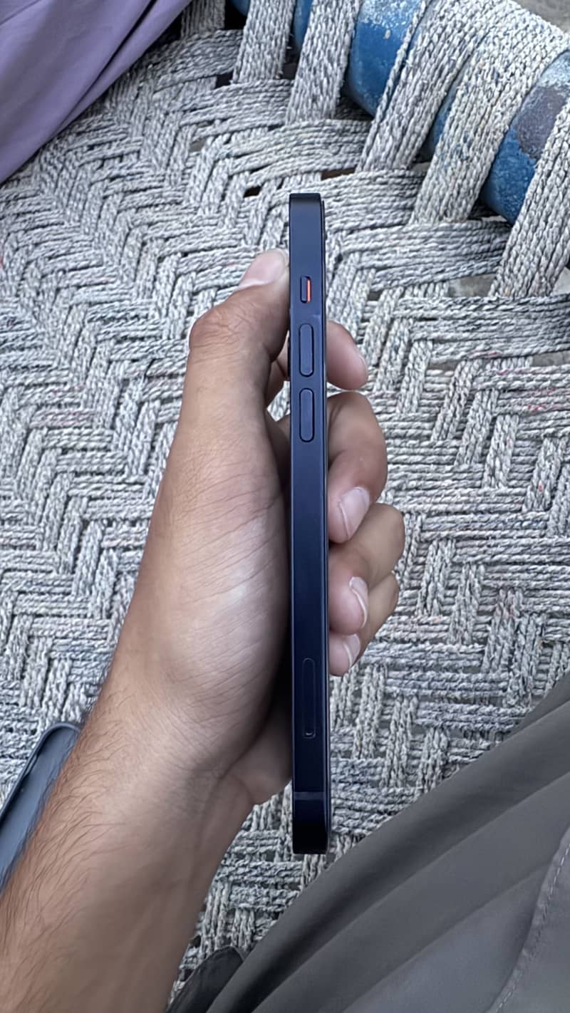 iPhone 12 jv 5