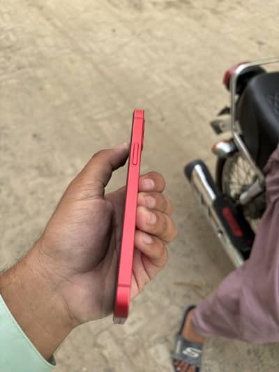 Apple iPhone 12 exchange avail