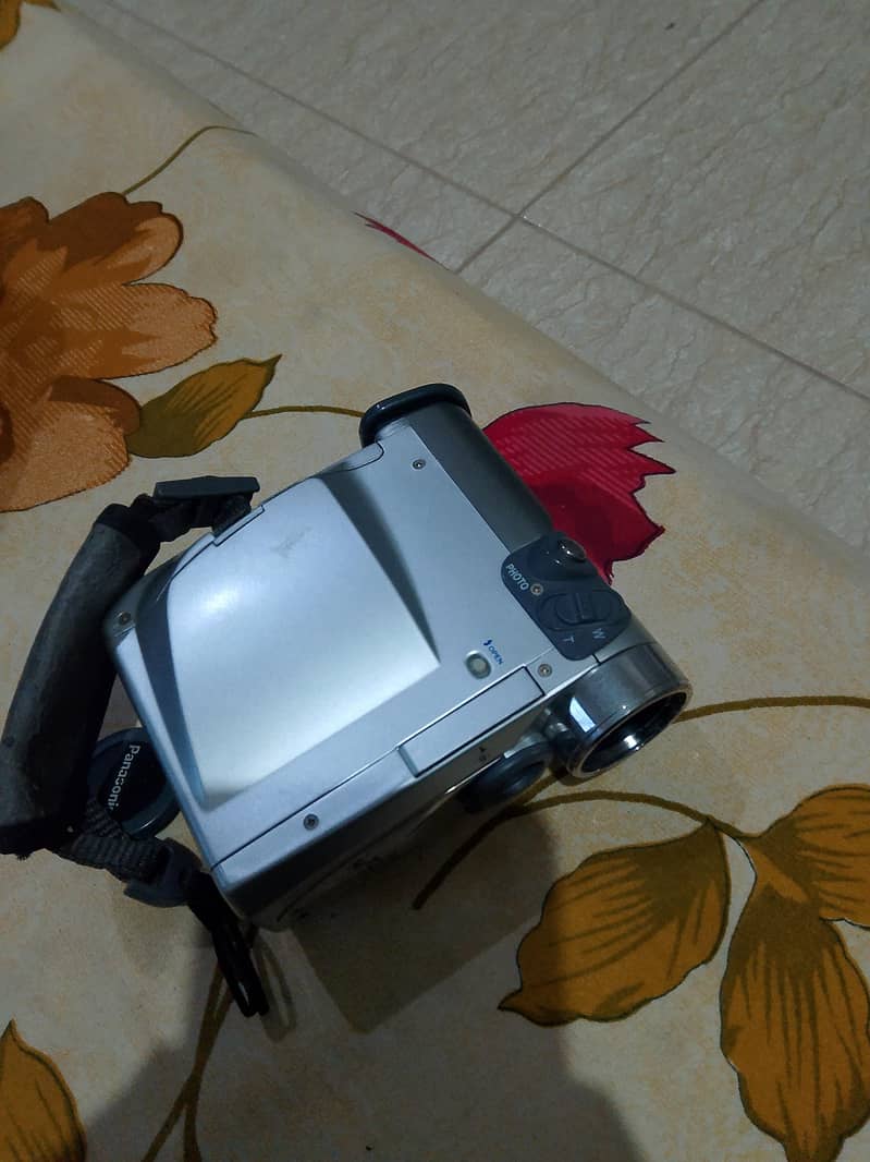 camera DV394 2