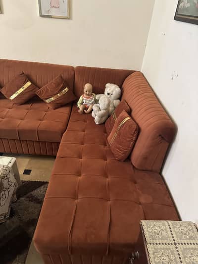 7 seater L shape sofa almost new for urgent sale