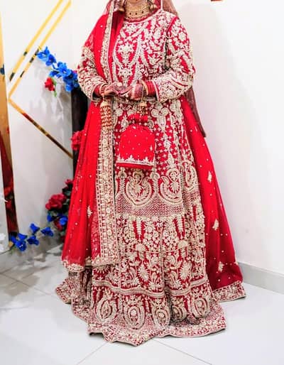 Luxury bridal dress for sale - Excellent condition