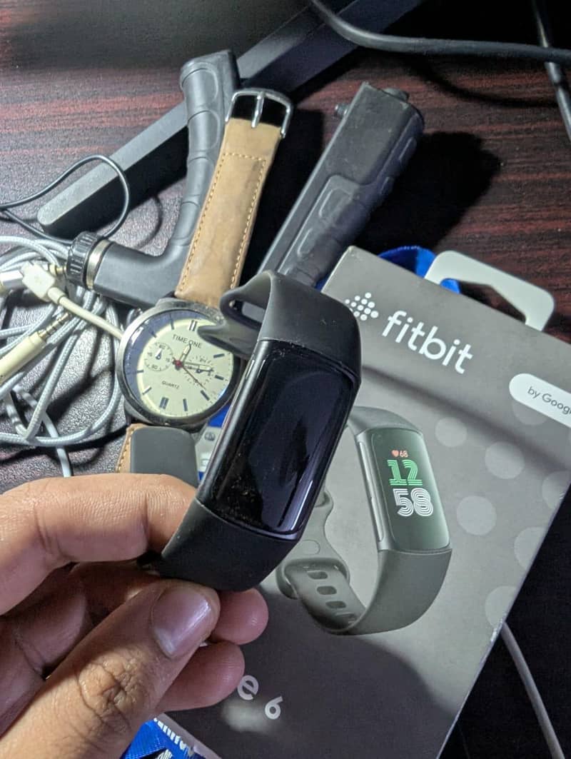 Fitbit Charge 6 1