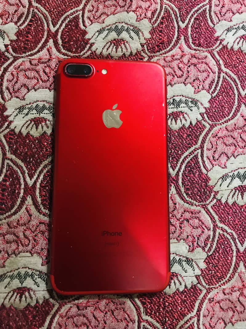 Apple iPhone 7 Plus 6
