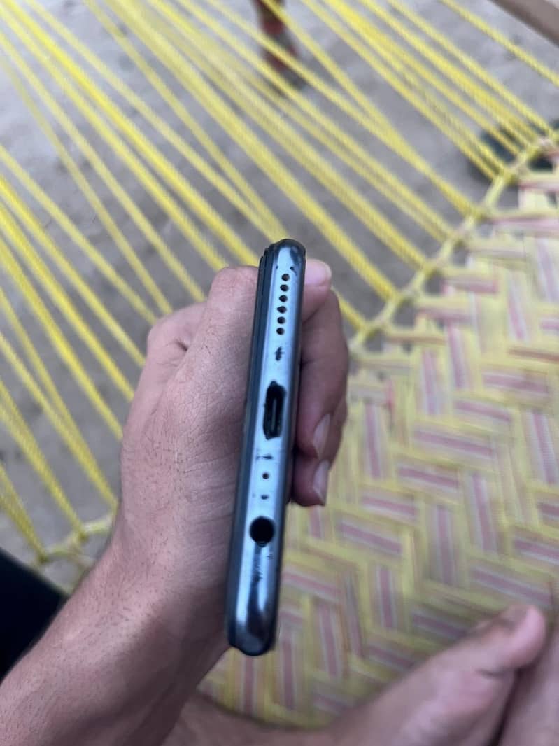Vivo V21e 1