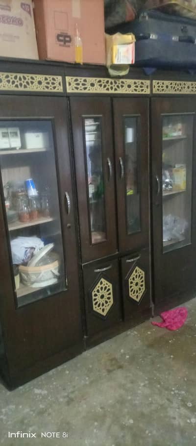 4 items bedroom set