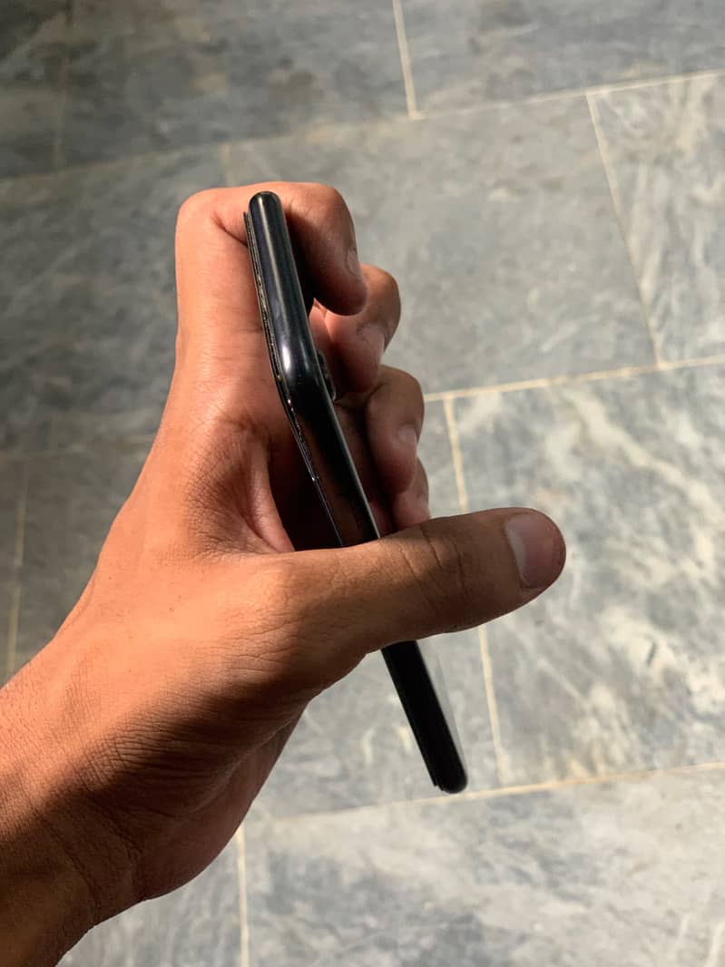 Apple iPhone SE 0
