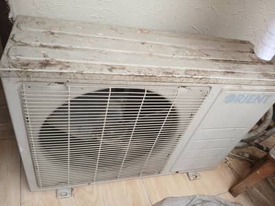 Used  split AC in good condition to sell