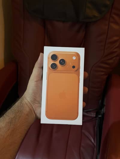 Apple iPhone 17 Pro 256gb P+Esim Uk