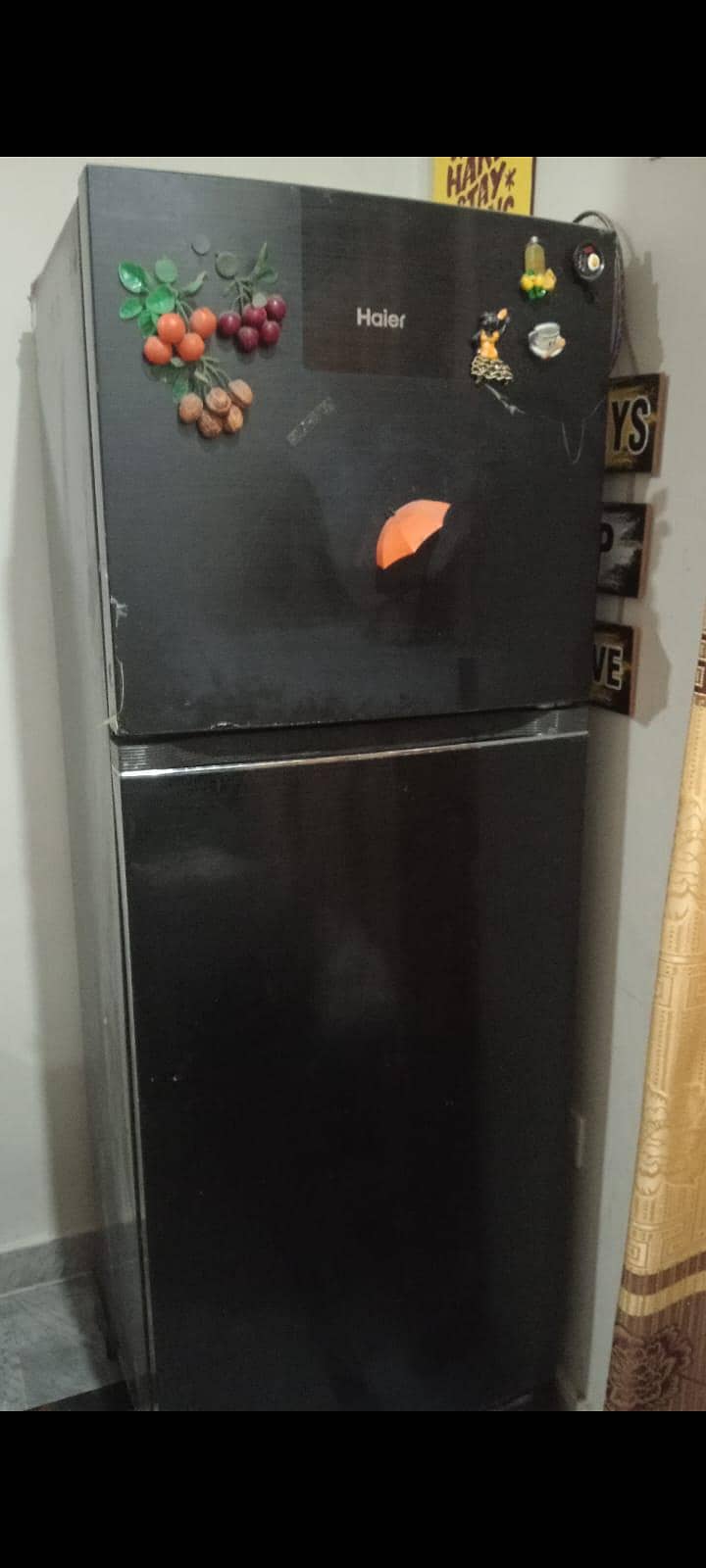 Refrigerator 0