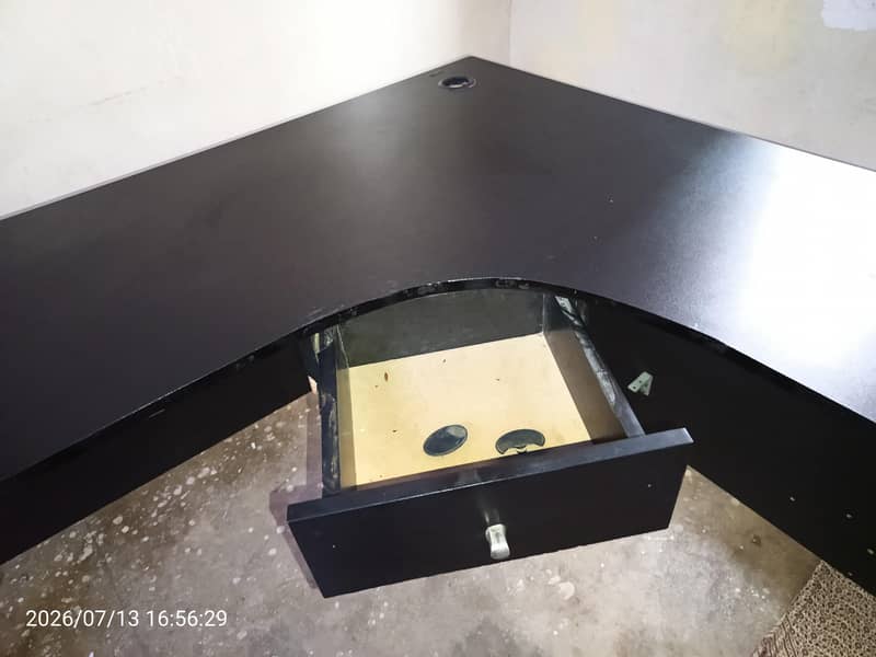 Computer table 2