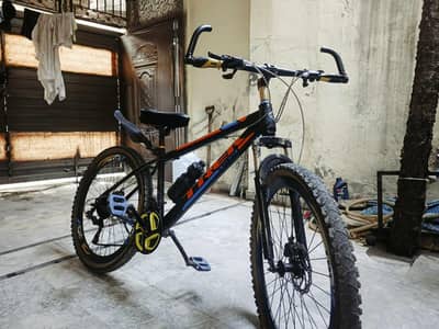 Trek imported cycle for sale 10/10