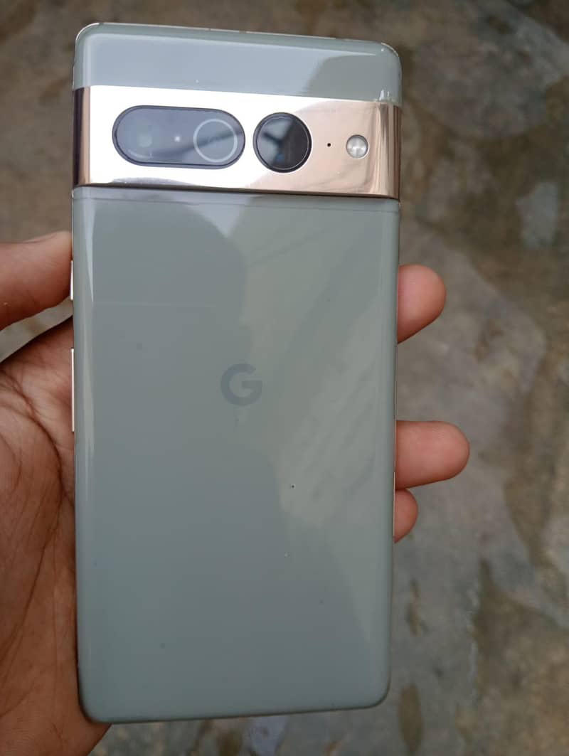 Google Pixel 7 Pro 2